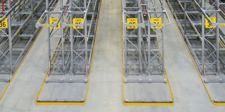 Supercant cantilever racking by Metalsistem